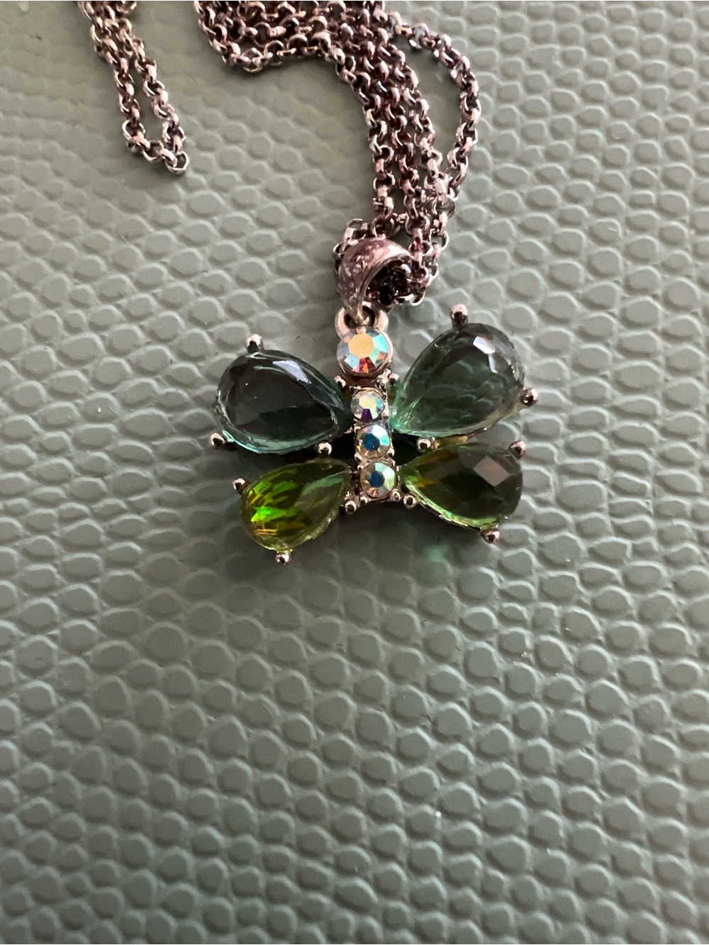 Avon Butterfly Green Crystal Pendant Necklace. Dbl strand. NIB. Pretty!!! - Picture 2 of 8